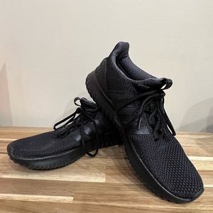 Men’s Adidas Sneaker, Black/Size 10